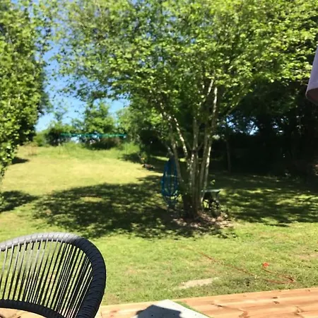 Maison Ancienne école * Cazères-sur-lʼAdour