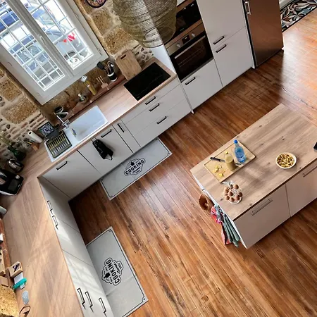 Maison Ancienne école * Cazères-sur-lʼAdour